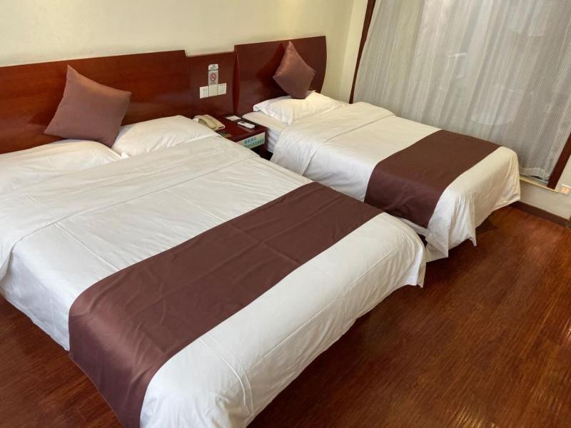 Greentree Inn Shanghai Songjiang University City New Songjiang Road Express Hotel מראה חיצוני תמונה