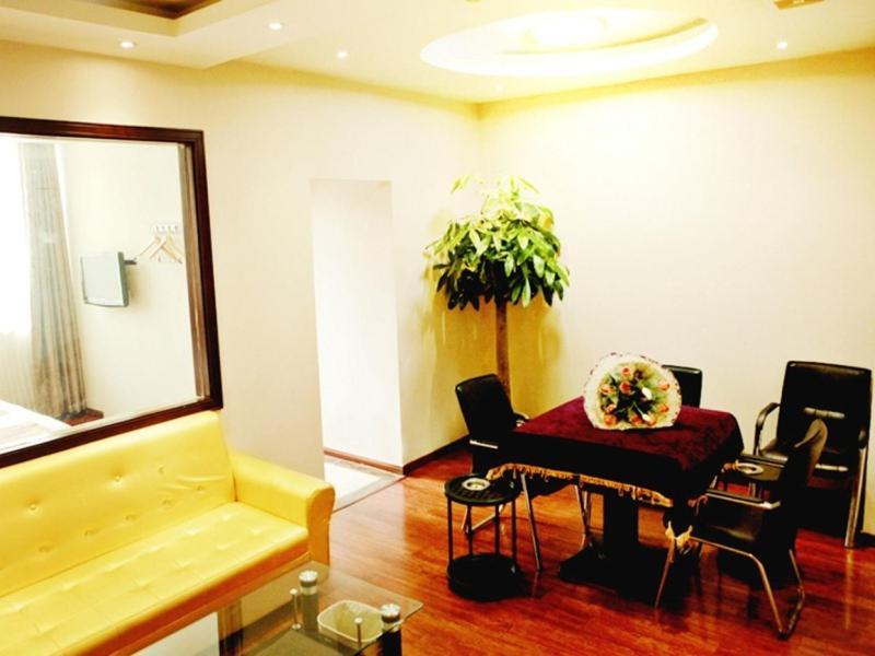 Greentree Inn Shanghai Songjiang University City New Songjiang Road Express Hotel מראה חיצוני תמונה
