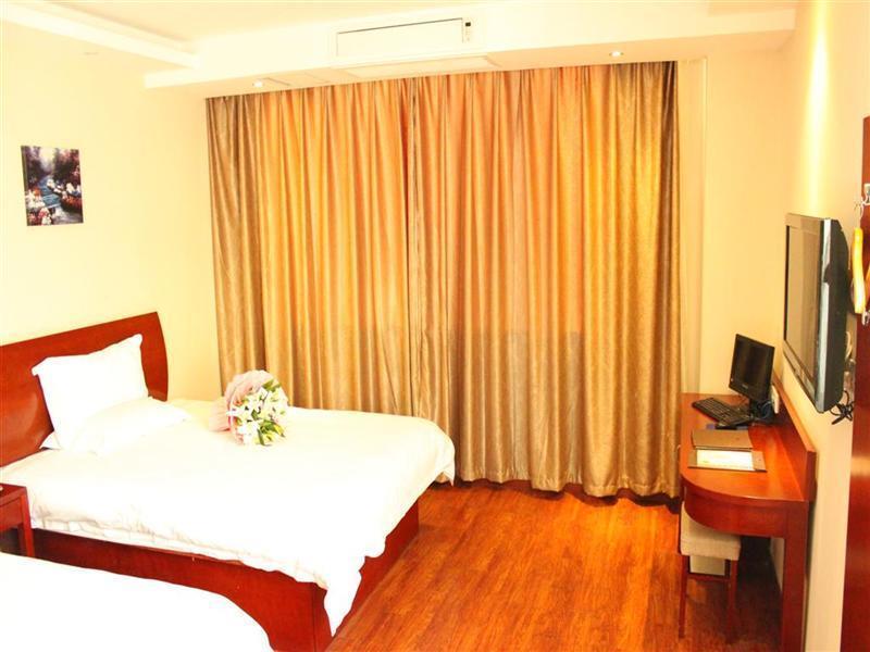 Greentree Inn Shanghai Songjiang University City New Songjiang Road Express Hotel מראה חיצוני תמונה