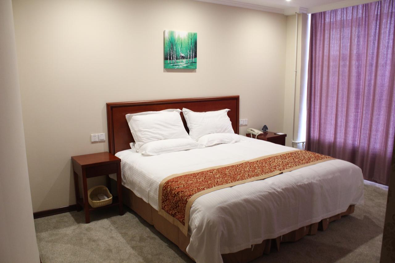 Greentree Inn Shanghai Songjiang University City New Songjiang Road Express Hotel מראה חיצוני תמונה